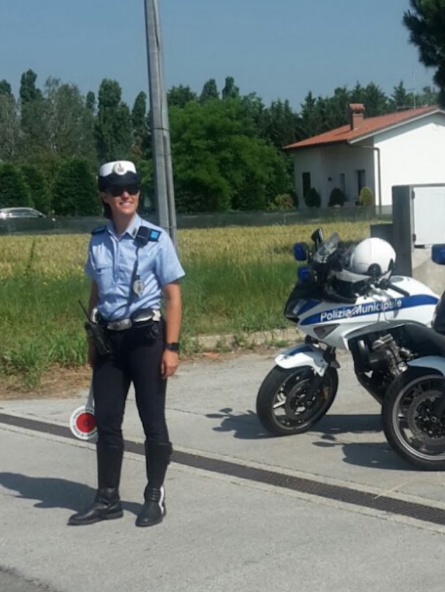 Agente di polizia locale